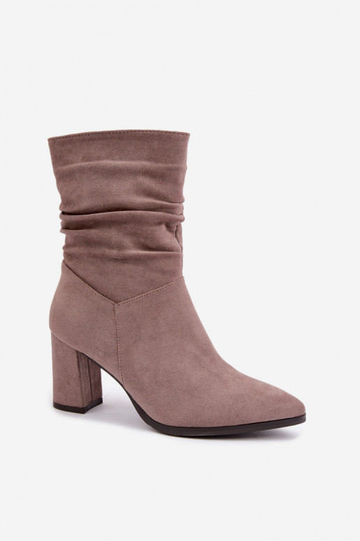 Botins femininos quentes com parte superior encaracolada Dalessia na cor argila
