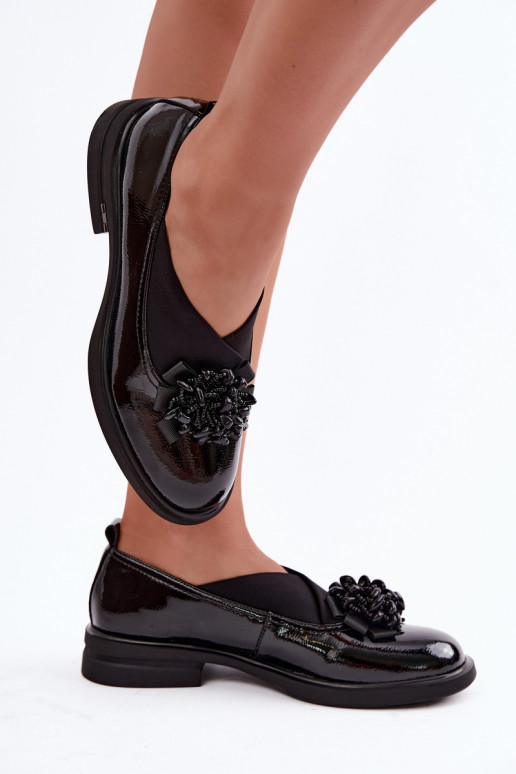 Sapatos femininos com ornamentos T.Sokolski S2 J26-271 na cor preta
