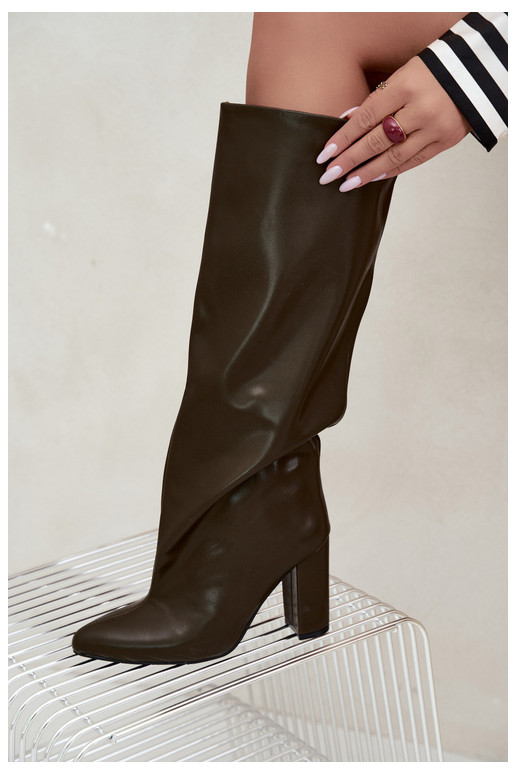 Botins caqui com salto Emeline