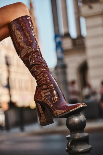 Botas de salto bordô acima do joelho Mlokva