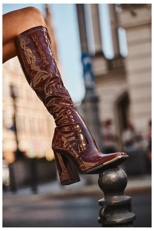 Botas de salto bordô acima do joelho Mlokva