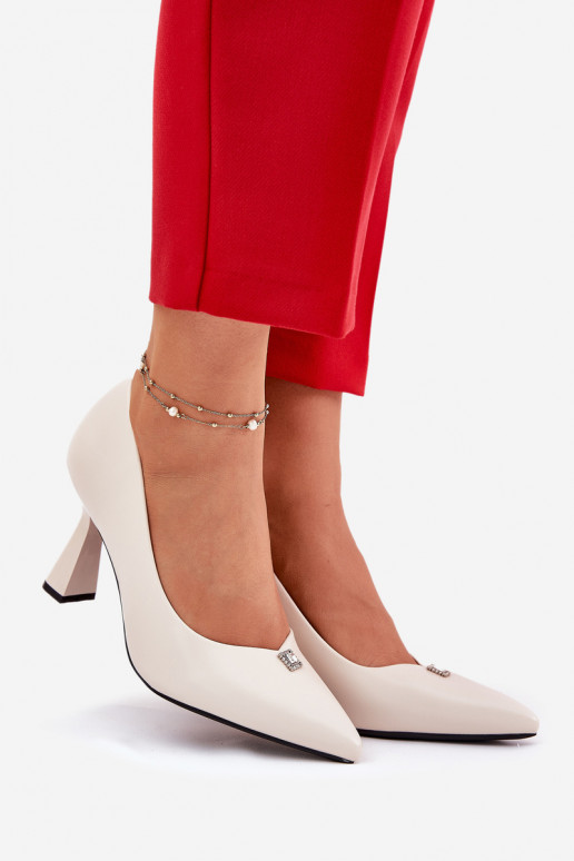 Sapatos de estilo elegante com salto alargado Vinceza 62222 cor de areia