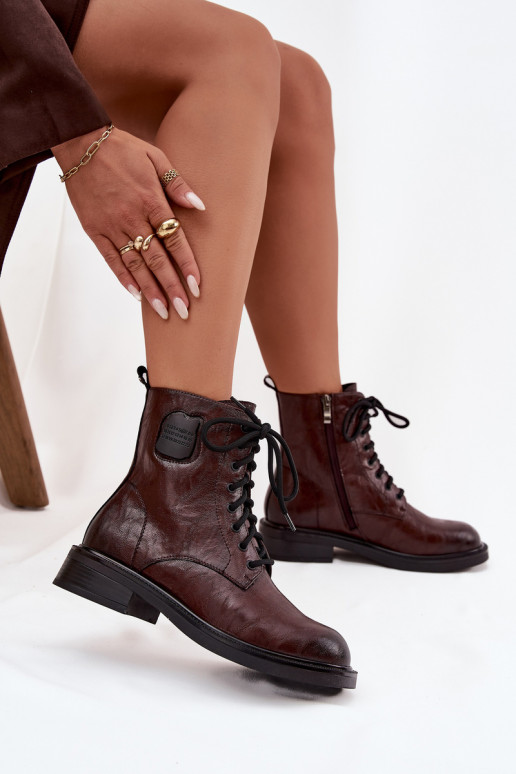 Botas de trabalho femininas castanhas com detalhes decorativos
