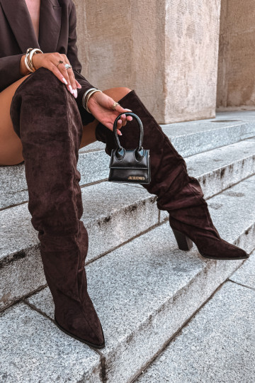 Botas femininas de chocolate até o joelho com saltos Anica