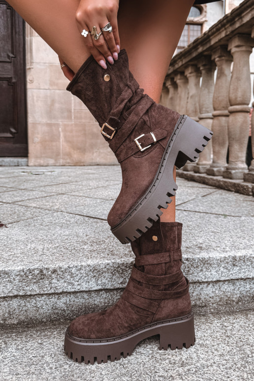Botas femininas de cano curto com saltos grossos, fivelas e tiras, cor chocolate, Nerelisa
