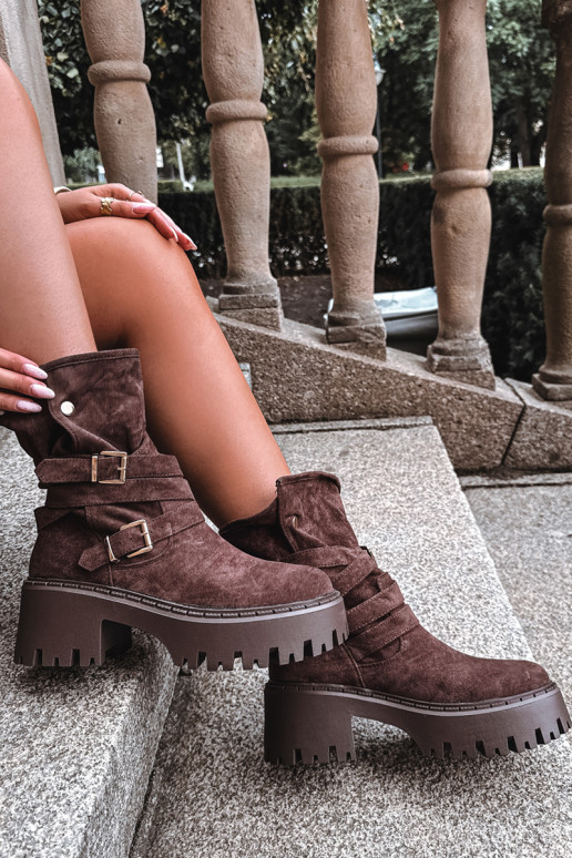 Botas femininas de cano curto com saltos grossos, fivelas e tiras, cor chocolate, Nerelisa