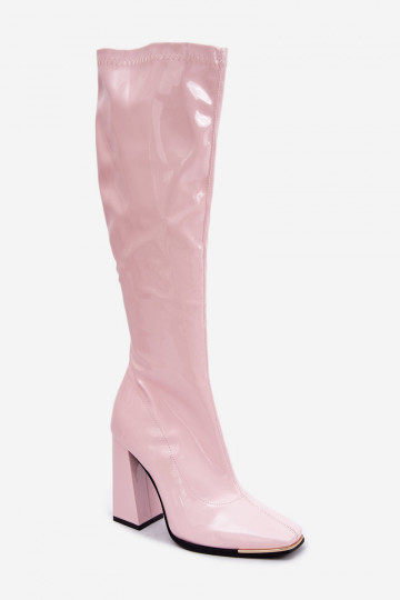 Botins de verniz rosa claro com saltos Mlokva
