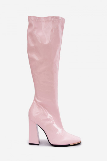 Botins de verniz rosa claro com saltos Mlokva 2