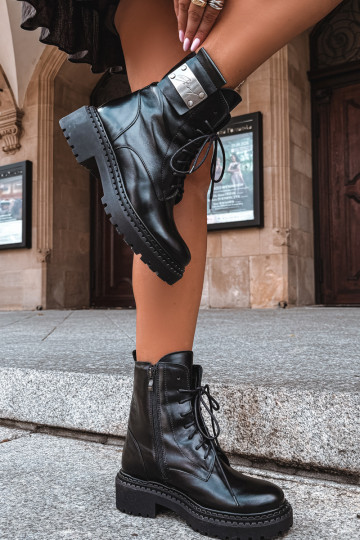 Botins femininos quentes com detalhes decorativos Zazoo 60574 na cor preta
