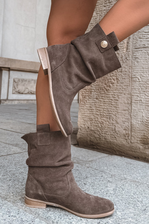 Sapatos femininos em camurça sintética com babados Zazoo 4210 na cor castanha