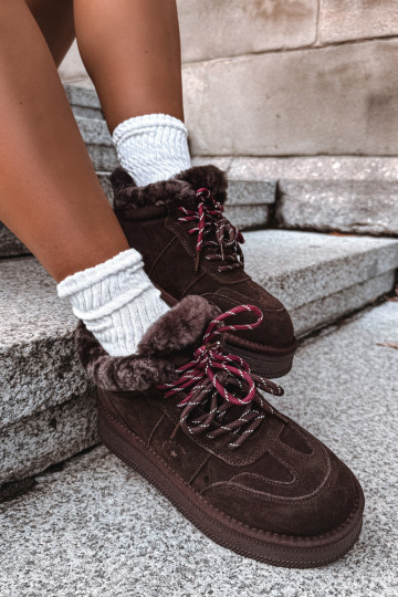 botas de neve em camurça sintética para mulheres com atacadores Big Star UU274312 na cor chocolate 2