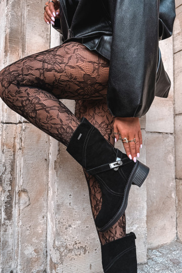 botins isolados para mulheres Big Star UU274608 na cor preta