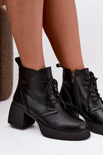 botins isolados para mulheres D&A CR62-3368 na cor preta