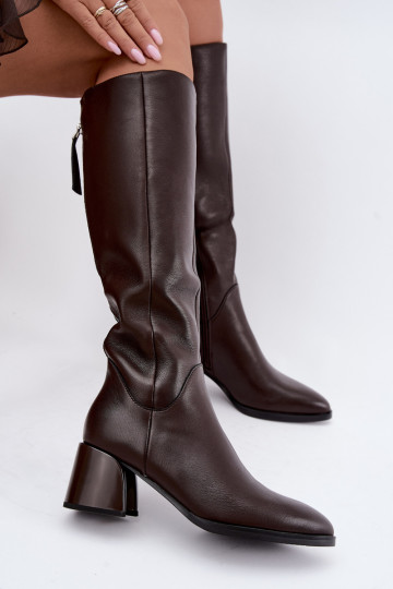 Botas longas femininas em couro forradas com saltos D&A JC62-1069 chocolate