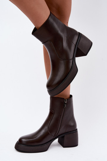 Botins de couro forrados com saltos D&A CR62-3369 chocolate