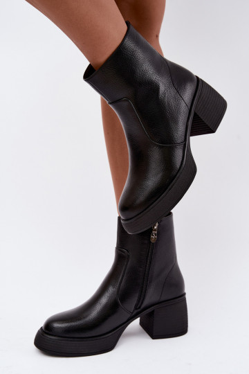 Botins de couro forrados com saltos D&A CR62-3369 preto