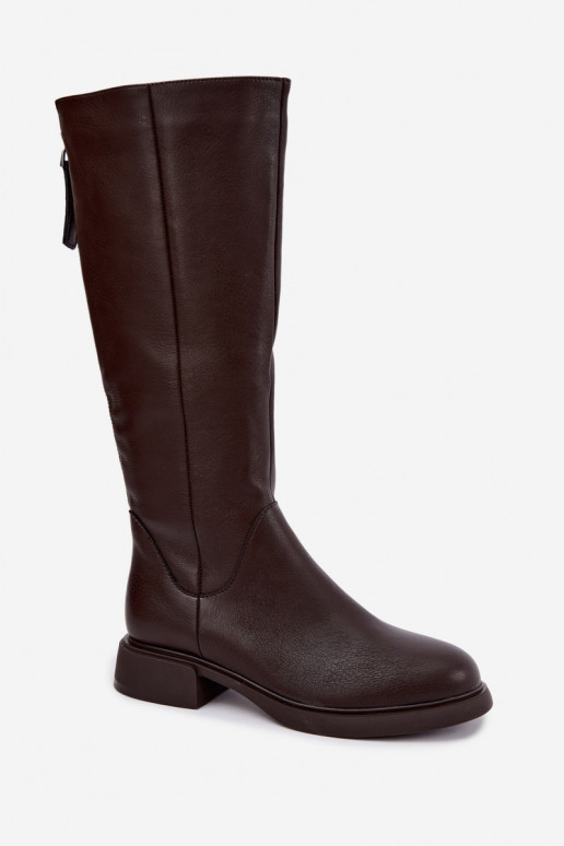 botas altas para mulheres com saltos largos isoladas D&A JC62-1036 na cor chocolate