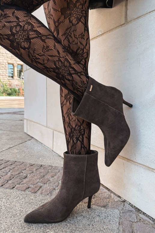 Botas de camurça com saltos finos e isolamento, slip-on Big Star UU274492 castanhas