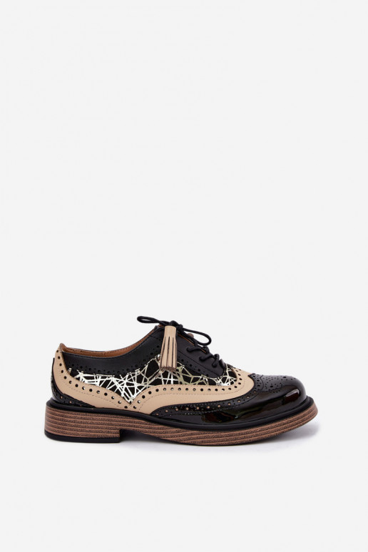 Sapatos de couro femininos com atacadores e franjas Tai turiciejka K7816-01 na cor preta