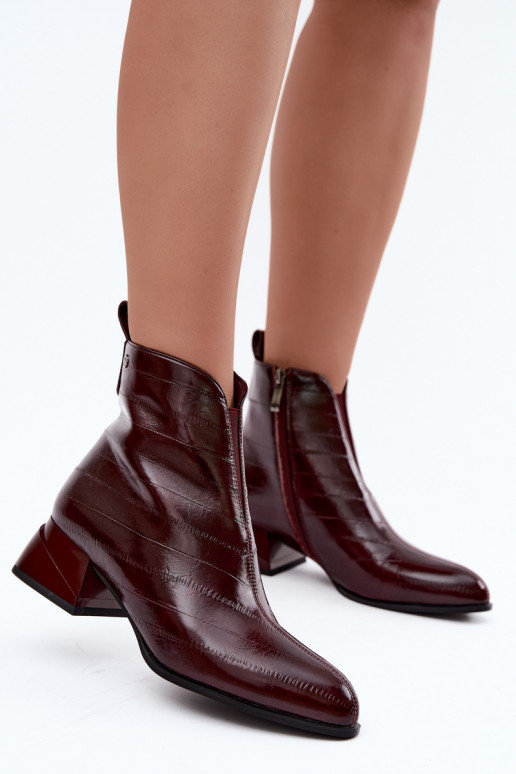 Botins de couro isolados Klocke Tai turiciejka K7675-23 na cor bordô