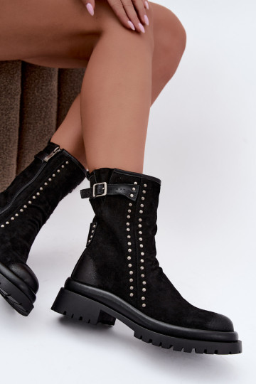 Botins femininos isolados de camurça sintética com fivelas Tai turiciejka K7727-01 na cor preta