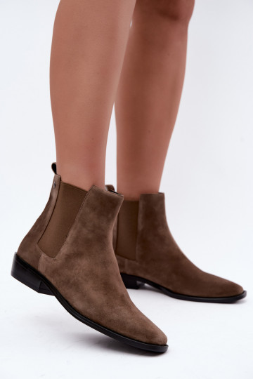 Botins isolados e elegantes de camurça sintética Tai turiciejka K7758-04 na cor areia 2