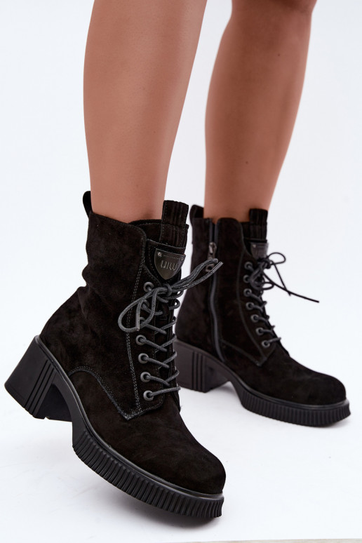 Botins de camurça isolados Klocke Tai turiciejka K7675-23 na cor preta