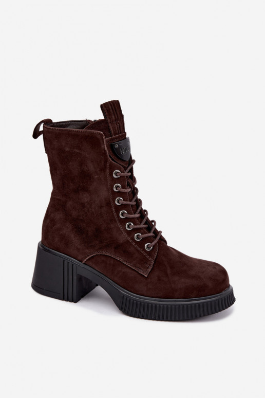 Botins de camurça isolados Klocke Tai turiciejka K7675-29 na cor chocolate
