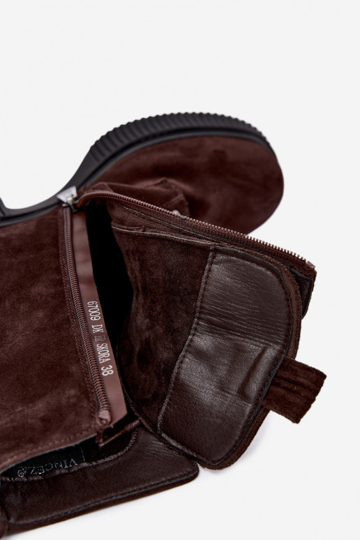 Botins de camurça isolados Klocke Tai turiciejka K7675-29 na cor chocolate