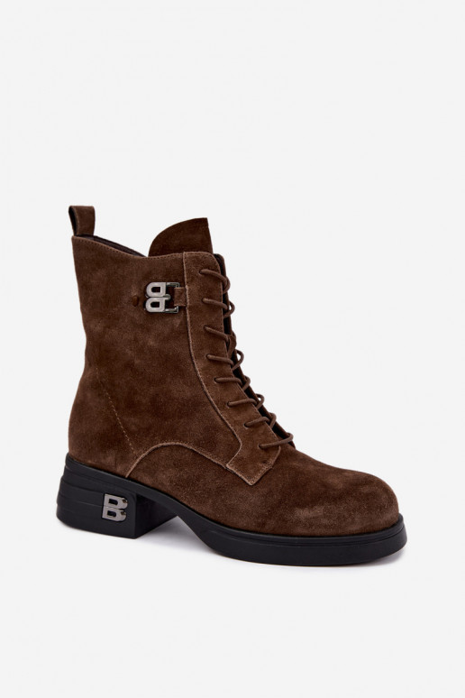 Botas femininas em camurça sintética isoladas Vinceza 67044 marrom