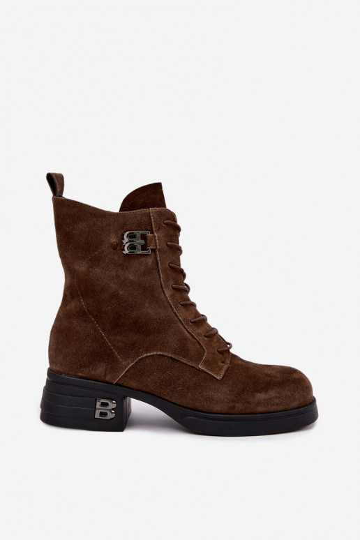 Botas femininas em camurça sintética isoladas Vinceza 67044 marrom