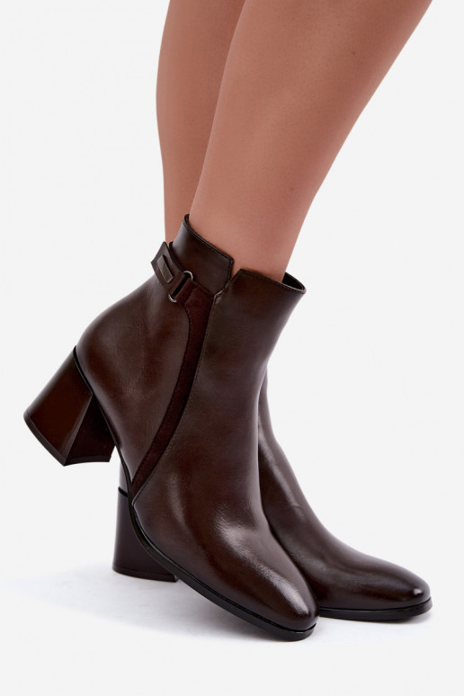 Botins isolados com saltos Vinceza 58660 chocolate