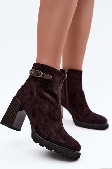 Botins isolados de camurça sintética com salto Vinceza 91172 chocolate 2