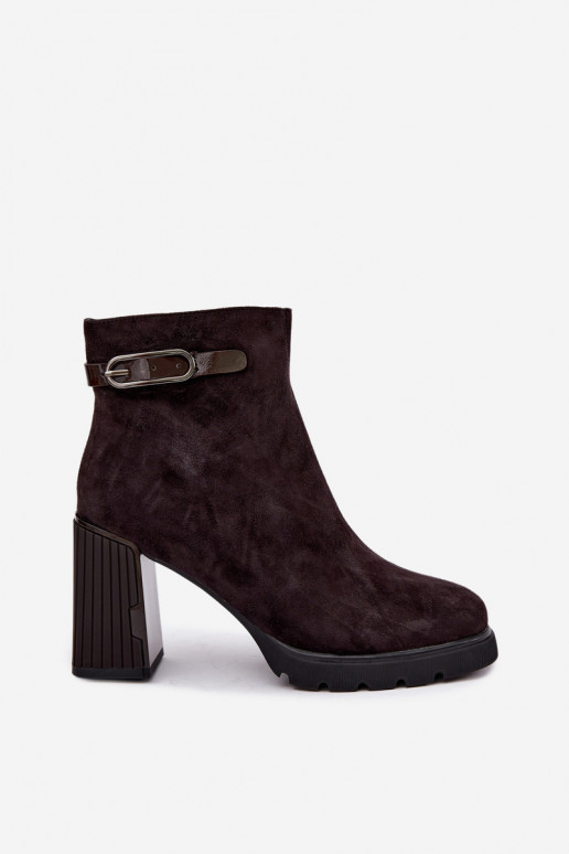 Botins isolados de camurça sintética com salto Vinceza 91172 chocolate