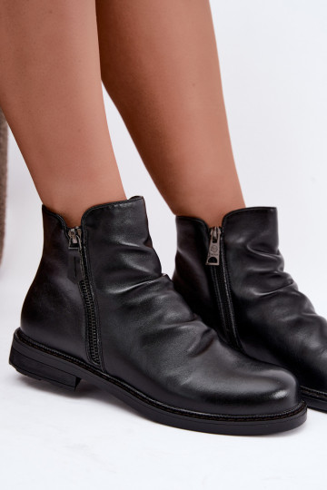 Botins isolados com babados e saltos largos Vinceza 58683 preto