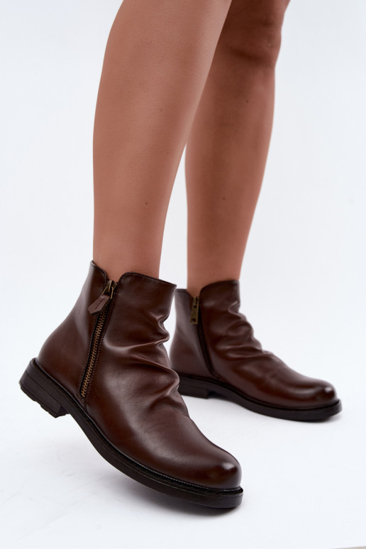 Botins isolados com babados e saltos largos Vinceza 58683 marrom