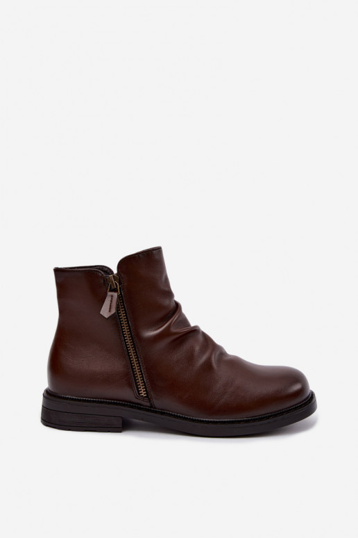 Botins isolados com babados e saltos largos Vinceza 58683 marrom
