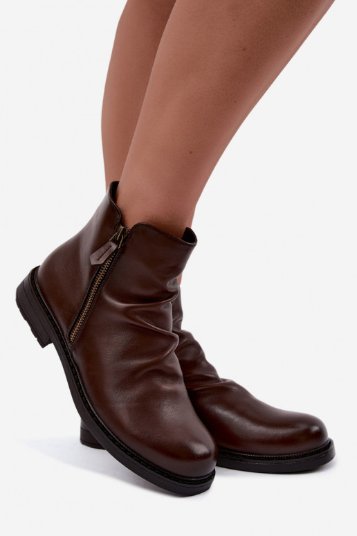 Botins isolados com babados e saltos largos Vinceza 58683 marrom
