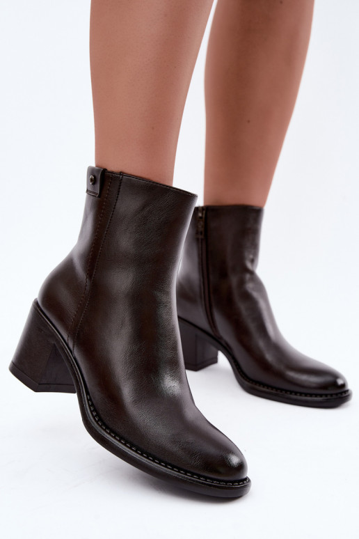 Botins isolados com salto Vinceza 58655 chocolate