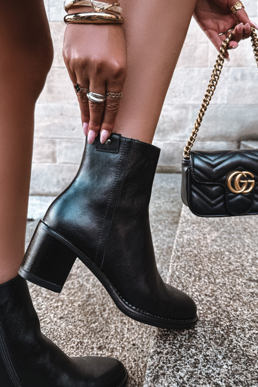 Botins isolados com salto Vinceza 58655 preto