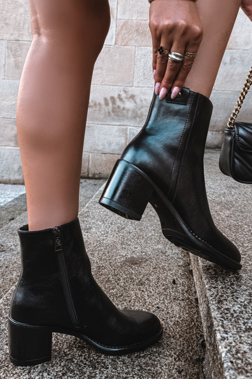 Botins isolados com salto Vinceza 58655 preto