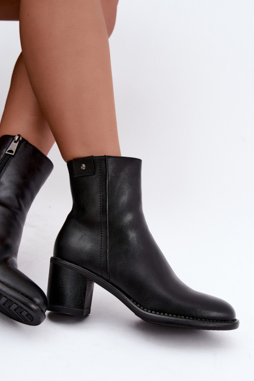 Botins isolados com salto Vinceza 58655 preto