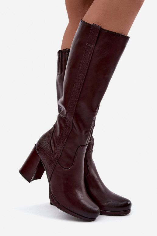 Botas longas isoladas com salto bordô Alessa