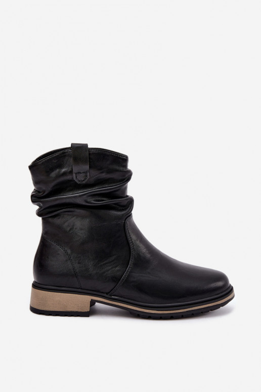 Botins femininos aquecidos com rugas em preto