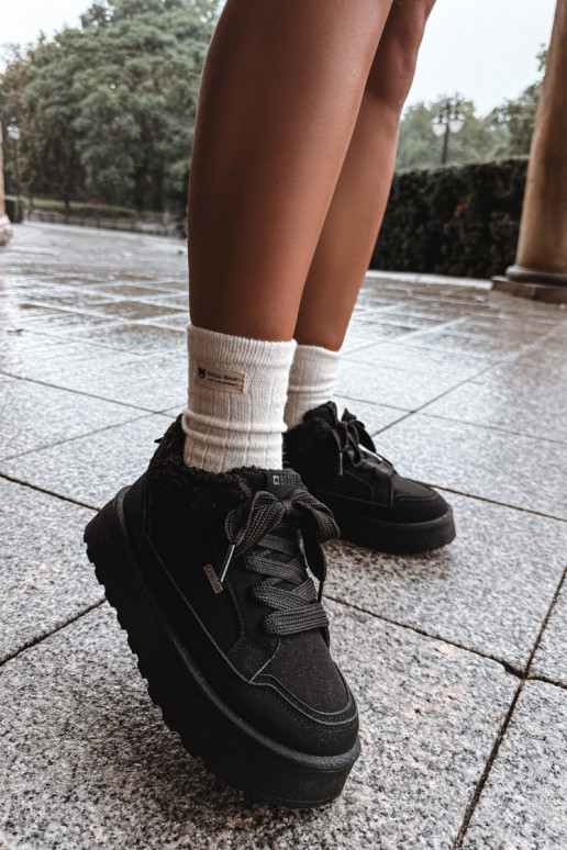 Botas de neve femininas com plataforma e pelo Big Star SS274104 em preto