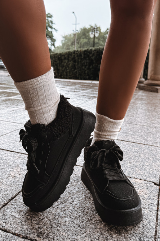 Botas de neve femininas com plataforma e pelo Big Star SS274104 em preto