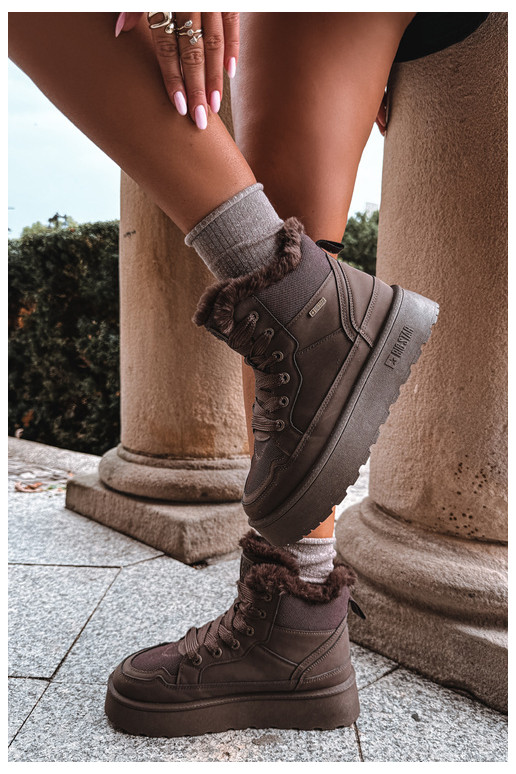 Botas de neve femininas com cadarços e pelagem castanho escuro Big Star