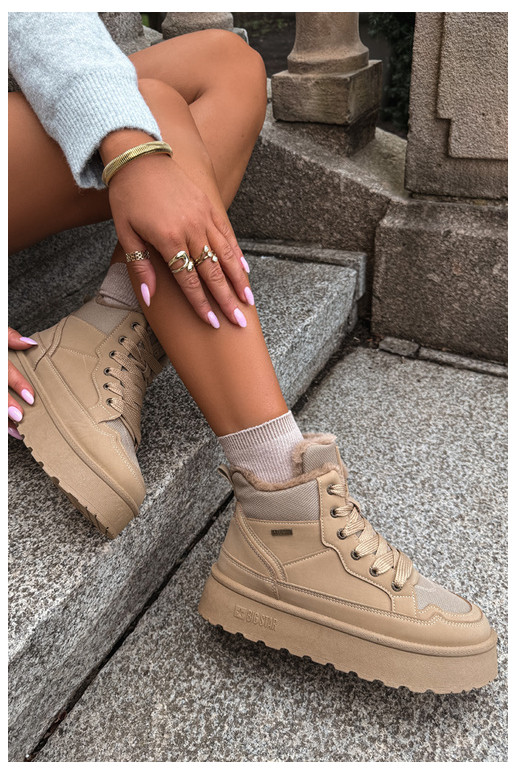 Botas de neve femininas com cadarços e pelagem areia Big Star