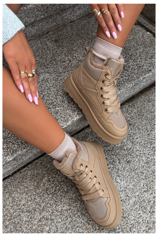 Botas de neve femininas com cadarços e pelagem areia Big Star