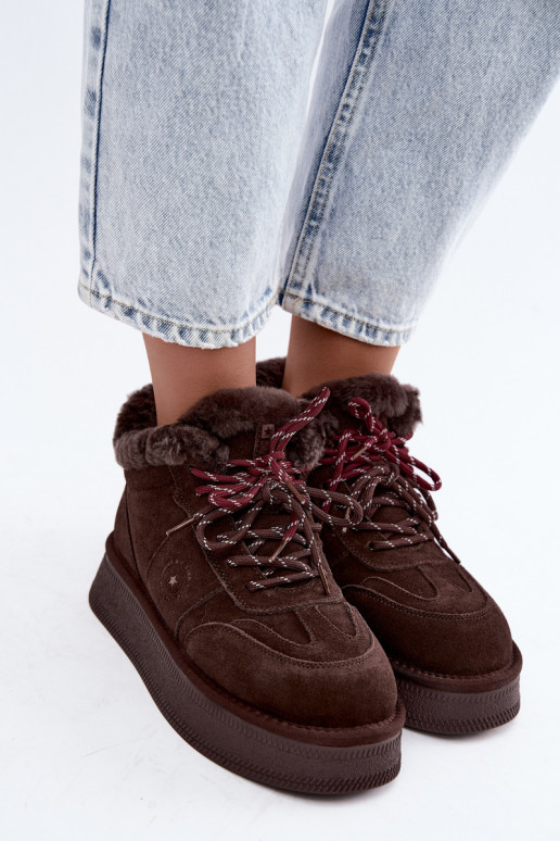 botas de neve em camurça sintética para mulheres com atacadores Big Star UU274312 na cor chocolate